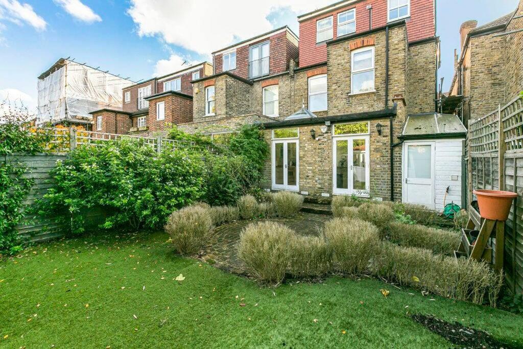 Villa 5-bed Family Retreat In Chiswick